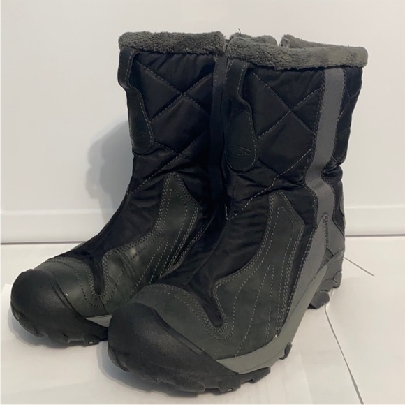 Keen Betty Black Waterproof Insulated Winter snow Boots size 9 - Picture 5 of 9